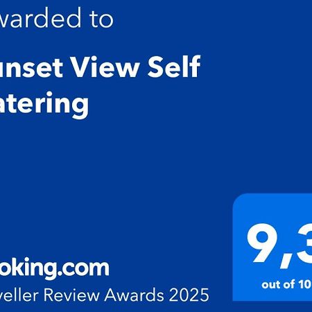 Sunset View Self Catering Lejlighed Anse Boileau Eksteriør billede